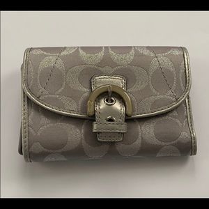 NWOT!! Coach wallet signature